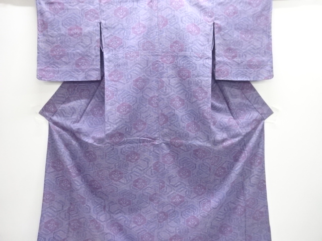 アンティーク　亀甲に抽象模様織出し手織り真綿小千谷紬単衣着物